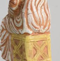 Kovács Margit (1902-1977): Csodálkozó lány. mázas kerámia, jelzett, 23 cm Sérült 20 cm