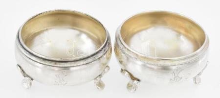 Ezüst(Ag) fűszertartó pár, jelzett, d: 4,2 cm, nettó: 60,3 g