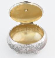 Ezüst(Ag) ovális, virágmintás cukordoboz, jelzett, 11,5×9,5×10 cm, nettó: 200 g