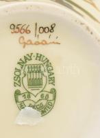 Zsolnay virágmintás váza, jelzett, hibátlan, m: 18 cm