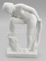 Pándi Kiss János (1905-1981): Fürdőző lány, porcelán, jelzett, kopásnyomokkal, m: 22cm