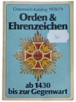 Jörg Nimmergut: Deutschland-Katalog. Orden und Ehrenzeichen ab 1430 bis zur Gegenwart. (Német jelvények és kitüntetések 1430-tól napjainkig) München, 1978/79-as kiadás. Használt állapotban.