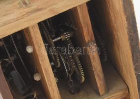 Parasztóra. schwarzwaldi ingajáratos, súlyokkal, antik, kézzel festett, működik 15x21x13 cm