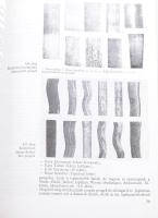 Halmágyi Szabolcs - Riedel Lóránt: Régi fegyverekről. Bp., 1986, Műszaki Könyvkiadó. Szövegközi feke...