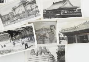 cca 1970-1980 Kínai utazáson készült több tucat fotó, 6×9,5 cm