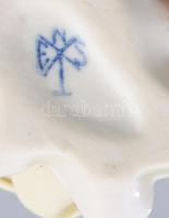 Ens 2 darab porcelán rózsa, jelzett, minimális pattogzással, d: 5 cm