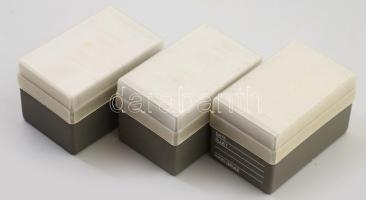 1988 Paris, Pére-Lachaise temető, a 1956-os emlékmű avatása diasorozaton, 125 db dia, 3 dobozban, 5x...