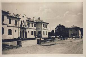 Balatonboglár vasútállomás és Nemzeti szálloda photo