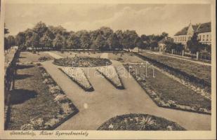 Szombathely Állami Gyermekmenhely parkja