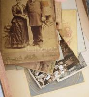 Nagy fotó- és papírhagyaték tétel, részben a Feiser és Marschall családokhoz (legendás hajtók felmen...