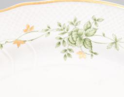 Hollóházi Erika mintás talpas kínáló, jelzett, d: 26 cm, m: 15 cm