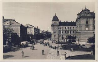 Győr, pályaudvar, vasútállomás, autóbuszok