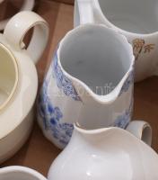 12 darab klf porcelán tejkiöntő, jelzettek, közte minőségi, jó darabokkal, hibátlan