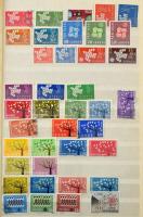 Europa CEPT 1956-2000 döntően postatiszta anyag, sok jó kiadással 16 lapos A4 berakóban (ca Mi EUR 6...