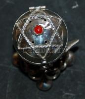 Orosz cári idők 1894. Ezüst (47,7g) zsidó sószóró korall berakással, dekoratív, ritka darab!