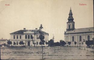 Túrkeve főtér templommal