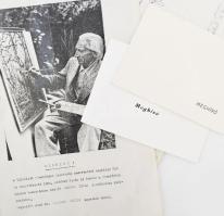 cca 1980 Szepes Gyula (1902-1992) festőművész kéziratai, részben tollrajzokkal és egy színes kis akv...