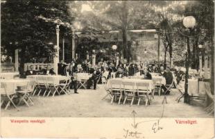 1907 Budapest XIV. Városliget, Wampetits vendéglő, étterem kertje pincérekkel és vendégekkel