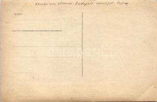 Budapest XIV. Városliget, Gambrinus étterem, italozó társaság. photo (EB)