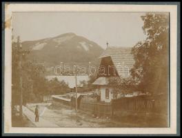 cca 1900 Felsőbánya, Baia Sprie; Erdély, RO. utcarészlet, Bányahegy. Fotó 11x8,5 cm, paszpartuban 20...