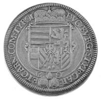 Ausztria / Tiroli grófság 1620. Tallér Ag "Leopold V." (28,44g) T:XF
Austria / County of ...