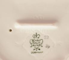 Schaubach Kunst puttó őzzel. Jelzett, hibátlan, m: 15 cm