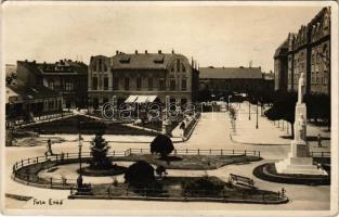 1931 Szabadka, Subotica; tér, sörcsarnok, üzletek, Cserni Jován szerb felkelővezér emlékmű / square, beer hall, shops, monument of Jovan Nenad. Foto Erős, photo