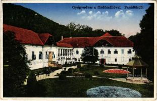 1931 Parádfürdő, Gyógyudvar a fürdőszállóval (EK)