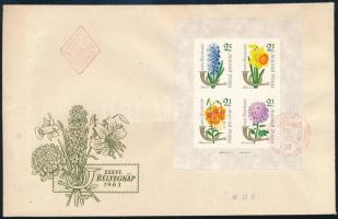 1963 Bélyegnap (36.) - Virág (II.) vágott blokk FDC-n (6.000)