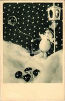 1934 Boldog karácsonyi és újévi ünnepeket / Christmas and New Year greeting art postcard with snowman. WHB Fototon (EK)