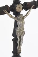 Asztali feszület. Nyitra XX. sz. eleje, faragott fa, fém, végén porcelán gombokkal. (Egyik sérült) 4...