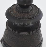 Asztali feszület. Nyitra XX. sz. eleje, faragott fa, fém, végén porcelán gombokkal. (Egyik sérült) 4...