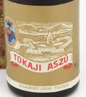 1966 Tokaji aszú, 6 puttonyos, bontatlan palack édes fehér desszertbor, szakadt, foltos kartondobozb...