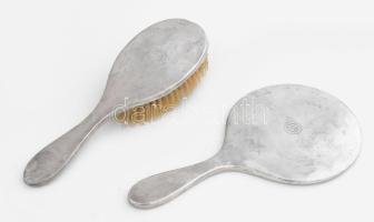 Ezüst (Ag) tükör és ruhakefe, jelzett. 26 cm, Almásy családi monogrammal br 444 g