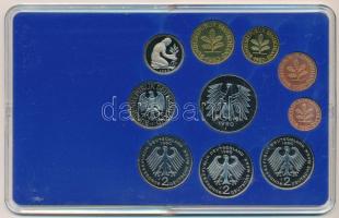 NSZK 1980J 1pf-5M (10xklf) forgalmi sor műanyag dísztokban T:PP patina
FRG 1980J 1 Pfennig - 5 Mark...