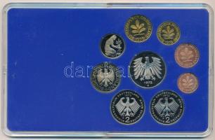 NSZK 1975D 1pf-5M (9xklf) forgalmi sor műanyag dísztokban T:PP patina
FRG 1975D 1 Pfennig - 5 Mark ...