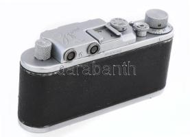 Zorkij szovjet távmérős fényképezőgép, Industar-22 50mm f/3.5 objektívvel, sapkával, eredeti bőr tok...