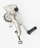 Régi húsdaráló, jelzett,
 30 cm