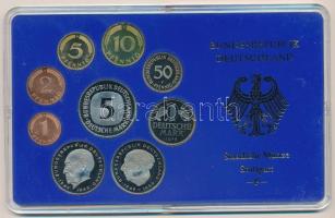 NSZK 1976F 1pf-5M (9xklf) forgalmi sor műanyag dísztokban T:PP halvány patina FRG 1976F 1 Pfennig - 5 Mark (9xdiff) coin set in plastic case C:PP faint patina