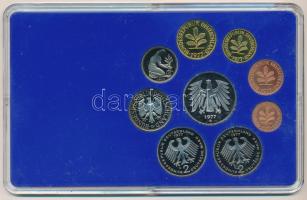 Német Szövetségi Köztársaság 1977G 1pf-5M (9xklf) forgalmi sor műanyag dísztokban T:PP halvány patin...