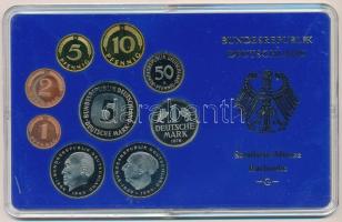 NSZK 1978G 1pf-5M (9xklf) forgalmi sor műanyag dísztokban T:PP halvány patina FRG 1978G 1 Pfennig - 5 Mark (9xdiff) coin set in plastic case C:PP halvány patina