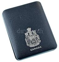 Kanada 1977. 1$ Ag "Ezüstjubileum / II. Erzsébet" eredeti tokban T:UNC
Canada 1977. 1 Dol...