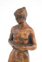 Kiss Kovács Gyula (1922-1984): Női akt. Bronz, gránit talapzaton. Jelzett 27 cm