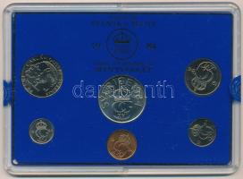 Svédország 1984. 5ö - 5K (6xklf) forgalmi sor műanyag tokban T:UNC enyhén karcos tok Sweden 1984. 5 Öre - 5 Kronor (6xdiff) coin set in plastic case C:UNC slightly scratched case