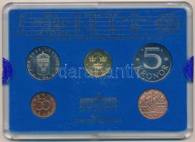 Svédország 1996. 50ö - 10K (4xklf) forgalmi sor műanyag tokban, emlékéremmel T:UNC karcos tok
Swede...