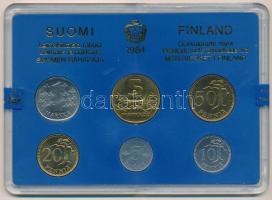 Finnország 1984. 5p - 5M (6xklf) forgalmi sor szettben, műanyag dísztokban T:UNC Finland 1984. 5 Penniä - 5 Markkaa (6xdiff) in set, in plastic case C:UNC