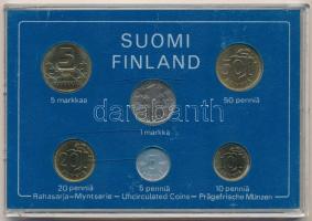 Finnország 1982. 5p - 5M (6xklf) forgalmi sor szettben, műanyag dísztokban T:UNC Finland 1982. 5 Penniä - 5 Markkaa (6xdiff) in set, in plastic case C:UNC