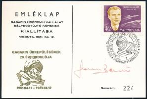 Farkas Bertalan (1949-) űrhajós aláírása Gagarin emlék levelezőlapon, alkalmi bélyeggel / Astronaut Bertalan Farkas (1949-)'s signature on Gagarin commemoratíve Ps card with a commemorative stamp