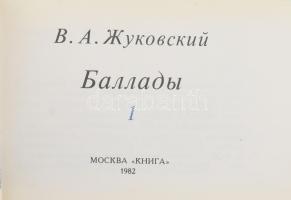 Vaszilij Andrejevics Zsukovszki: Balladák I-II. 1982, minikönyv, egészvászon kötés, orosz nyelven.