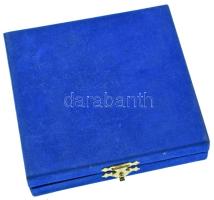 DN "Czóbel" egyoldalas, öntött bronz plakett, dísztokban (~77-78mm) T:AU